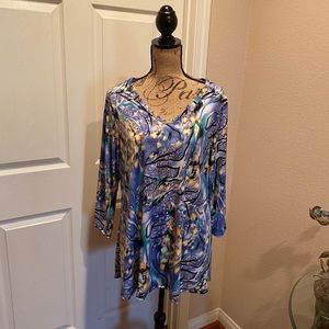 Binding multi colored print tunic top,